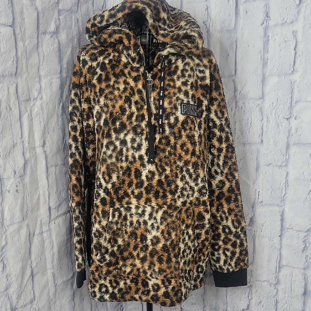 PINK Victoria's Secret Leopard Print Sherpa Hoodie Half Zip Size‎ Medium
